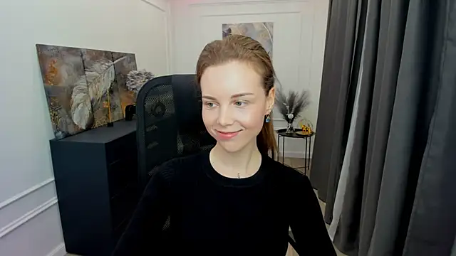 Snapshot of MileyWings chatting on 04-20-26, 11:24 MileyWings online show from 04-20-26, 11:24
