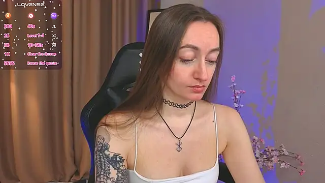 Snapshot of ShiroHeby chatting on 02-09-26, 04:27 ShiroHeby online show from 02-09-26, 04:27