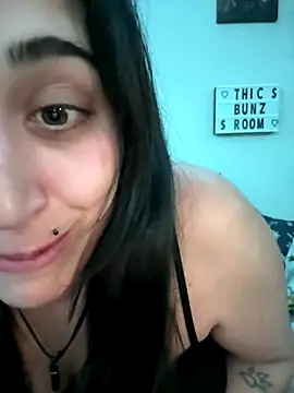 ThicBunz online show from 09-30-25, 02:17