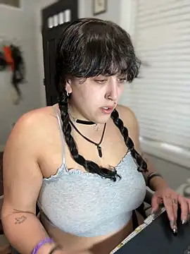 ThicBunz online show from 10-23-25, 02:49