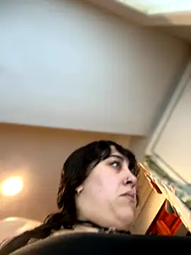 ThicBunz online show from 10-24-25, 03:22