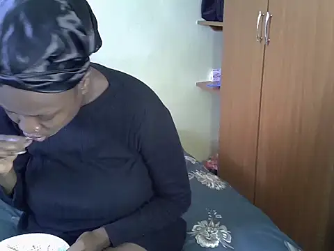 Sexiebony12 online show from 04-23-26, 07:04