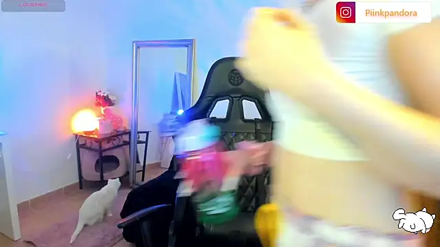 Piinkpandora online show from 02-27-25, 09:47