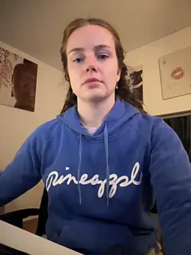 Piinkpandora online show from 11-20-25, 07:25