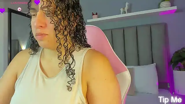 aixa 15 online show from 11-20-25, 12:17