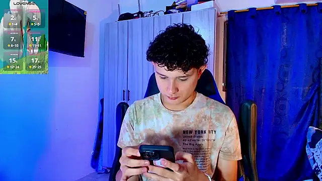 Nathan Bluee online show from 01-12-26, 04:03