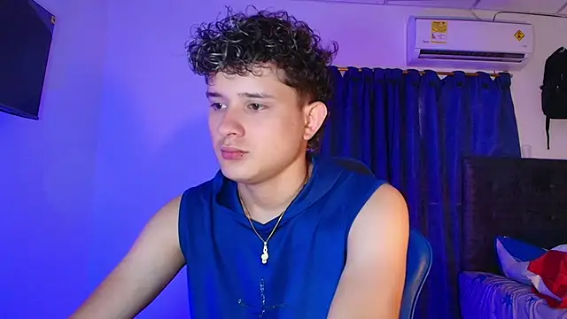 Nathan Bluee online show from 06-11-26, 04:37