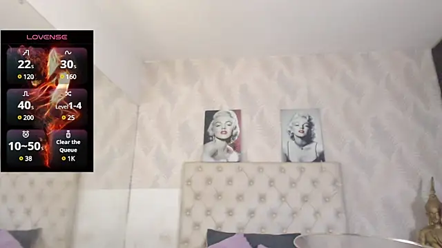 Snapshot of AvaLoch chatting on 02-04-25, 07:40 AvaLoch online show from 02-04-25, 07:40