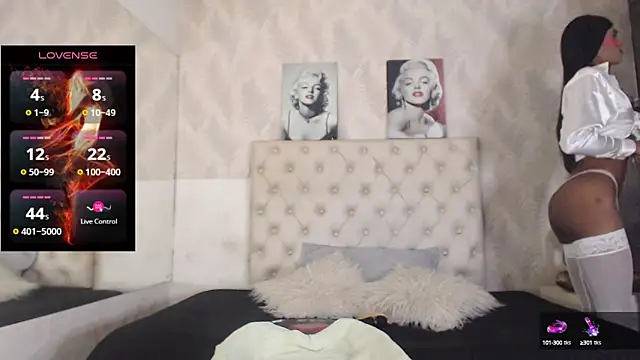 Snapshot of AvaLoch chatting on 03-06-25, 12:09 AvaLoch online show from 03-06-25, 12:09