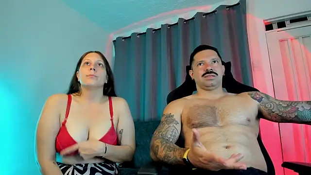 FreeLoveCouple online show from 09-12-25, 02:12