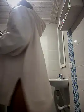 Khalyk G online show from 11-23-25, 11:37