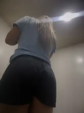 Snapshot of Khalyk_G chatting on 09-23-25, 05:47 Khalyk G online show from 09-23-25, 05:47