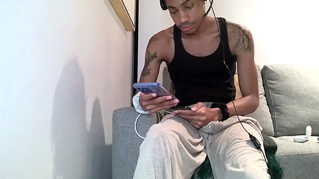 Skinnyblackman online show from 03-25-26, 04:12