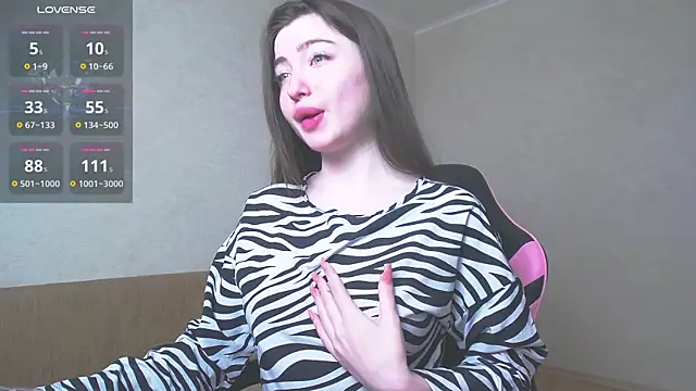 Luxuryalma online show from 04-23-26, 10:22
