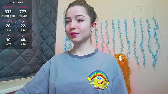 Luxuryalma online show from 03-18-26, 06:27