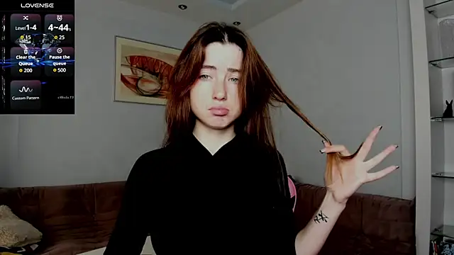 Luxuryalma online show from 10-07-25, 06:47