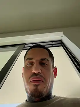 juicyj1311 online show from 02-12-26, 05:34