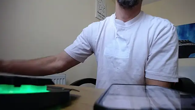 amydamarw online show from 04-06-26, 05:41