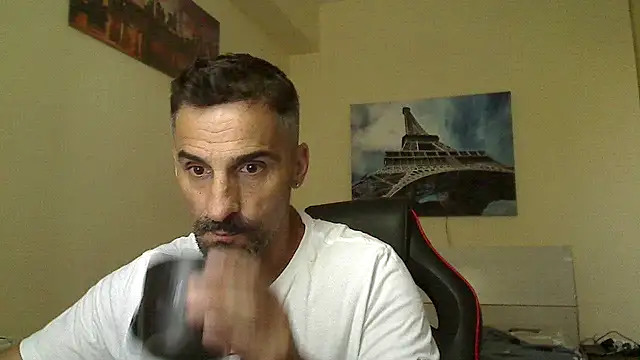 Snapshot of amydamarw chatting on 07-01-26, 06:03 amydamarw online show from 07-01-26, 06:03