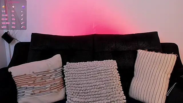 shannel  queen online show from 12-17-25, 07:52