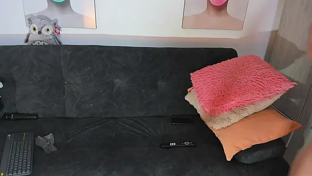Amberbedoya  online show from 02-10-25, 11:13
