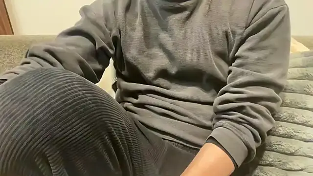 Snapshot of atom0407 chatting on 01-10-25, 03:06 atom0407 online show from 01-10-25, 03:06