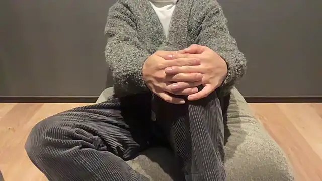 Snapshot of atom0407 chatting on 03-08-25, 05:49 atom0407 online show from 03-08-25, 05:49