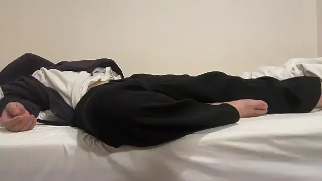 Snapshot of atom0407 chatting on 10-23-25, 03:54 atom0407 online show from 10-23-25, 03:54