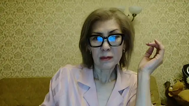 Elegant00Lady online show from 03-26-26, 06:06