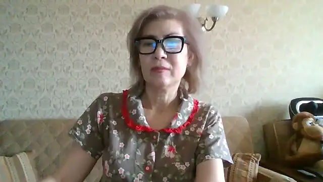 Elegant00Lady online show from 06-29-26, 08:32