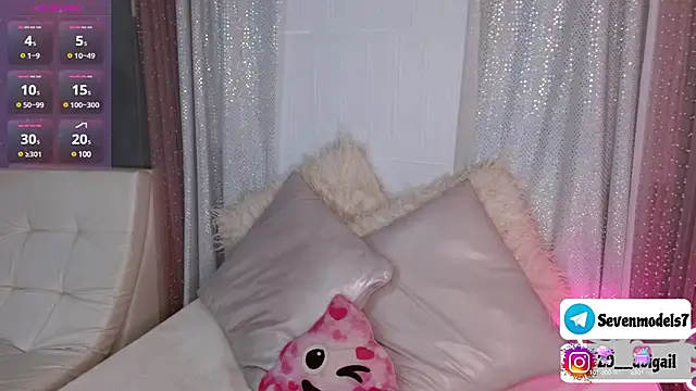 Snapshot of Abigail_29 chatting on 02-26-25, 12:16 Abigail 29 online show from 02-26-25, 12:16