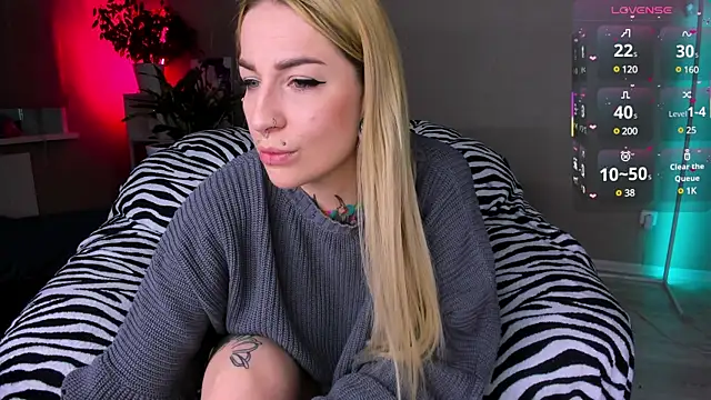 Tanya Acid online show from 02-21-25, 05:24