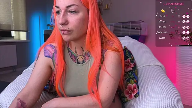 Snapshot of Tanya_Acid chatting on 05-04-26, 05:00 Tanya Acid online show from 05-04-26, 05:00