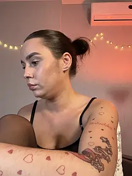 MiaNell online show from 03-15-26, 09:11