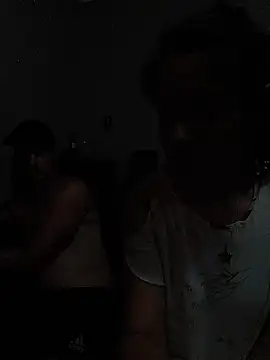 Missmesexycouple69 online show from 11-24-25, 10:21