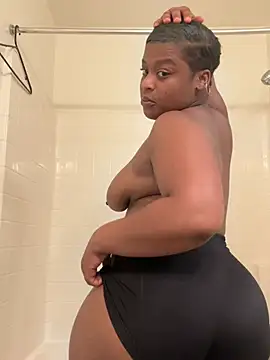 Prettynthick12 online show from 06-01-26, 11:54