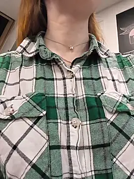 Snapshot of MayaSolar chatting on 02-04-26, 09:54 MayaSolar online show from 02-04-26, 09:54