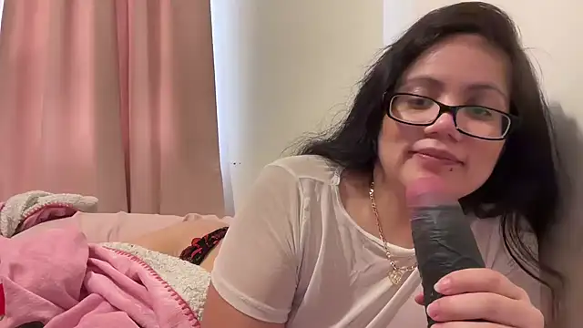 Snapshot of Babygirl_katalina chatting on 03-31-26, 03:03 Babygirl katalina online show from 03-31-26, 03:03