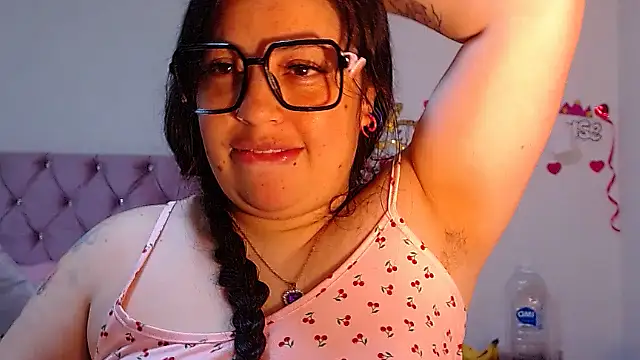 Snapshot of lanaqueen699 chatting on 04-15-26, 08:42 lanaqueen699 online show from 04-15-26, 08:42