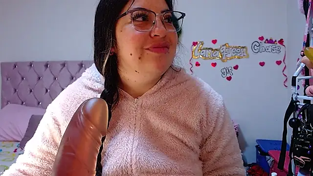 Snapshot of lanaqueen699 chatting on 03-04-26, 12:13 lanaqueen699 online show from 03-04-26, 12:13