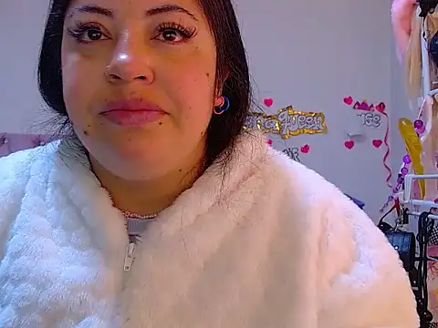 Snapshot of lanaqueen699 chatting on 07-15-26, 12:12 lanaqueen699 online show from 07-15-26, 12:12