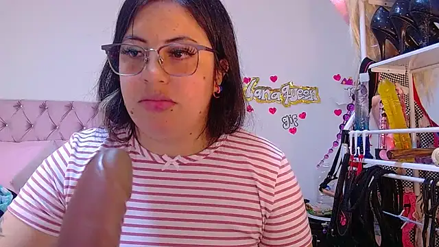 Snapshot of lanaqueen699 chatting on 04-29-26, 06:25 lanaqueen699 online show from 04-29-26, 06:25