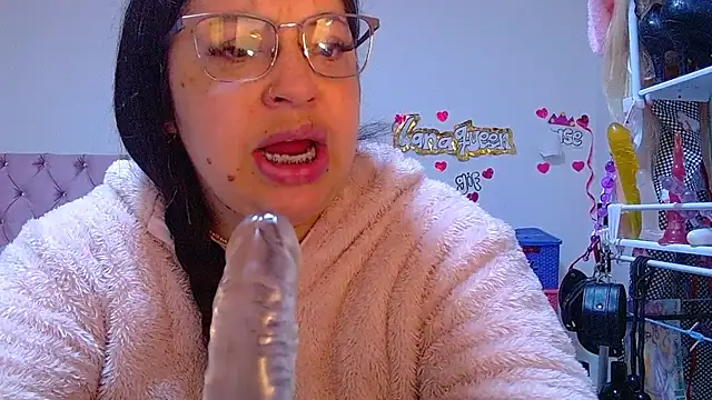 Snapshot of lanaqueen699 chatting on 07-14-26, 12:22 lanaqueen699 online show from 07-14-26, 12:22