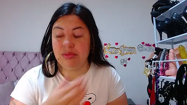 lanaqueen699 online show from 10-22-25, 12:26