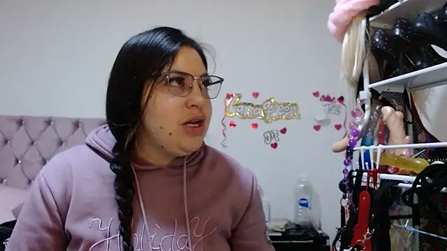 Snapshot of lanaqueen699 chatting on 04-10-26, 12:23 lanaqueen699 online show from 04-10-26, 12:23