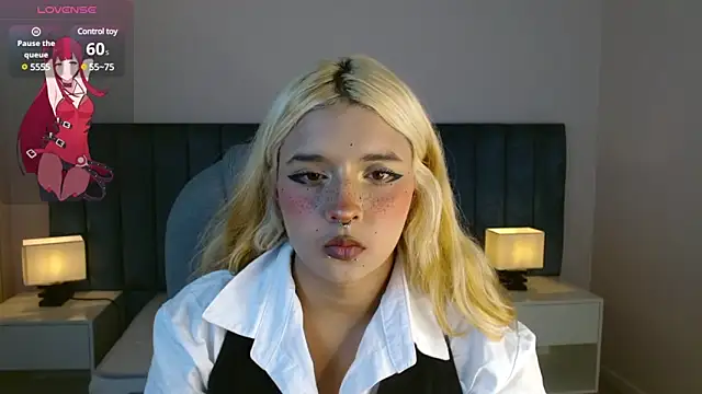 Snapshot of april_bunnyy chatting on 03-15-25, 04:54 april bunnyy online show from 03-15-25, 04:54