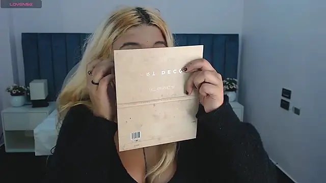 april bunnyy online show from 11-26-25, 07:58