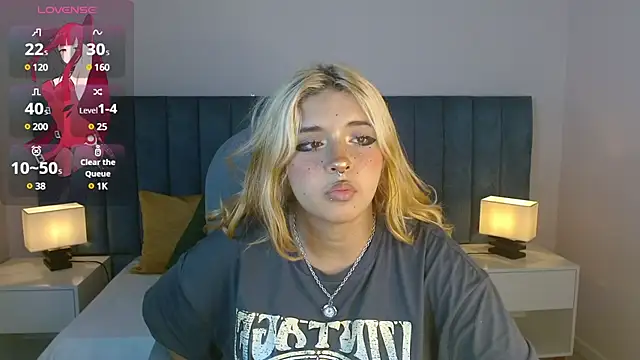 Snapshot of april_bunnyy chatting on 02-13-25, 09:06 april bunnyy online show from 02-13-25, 09:06