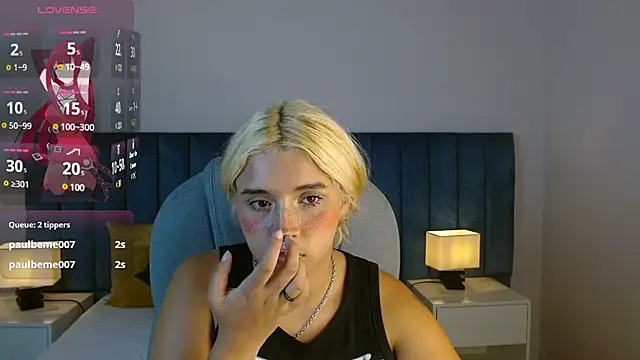 Snapshot of april_bunnyy chatting on 02-27-25, 11:48 april bunnyy online show from 02-27-25, 11:48