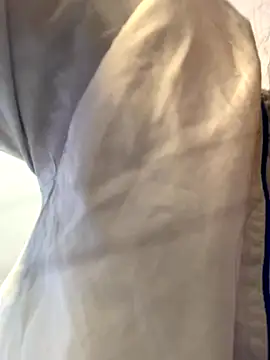 Larabrooks online show from 11-10-25, 06:57